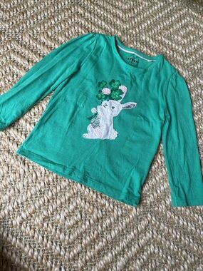 Mini Boden green shirt with bunny holding clovers size 4-5